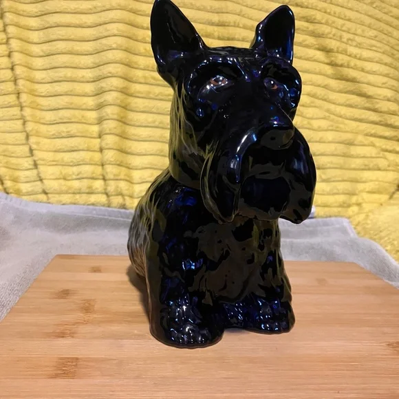 Royal Adderley West Highland & Scottish Terrier Blended Scotch Whiskey Decanters
